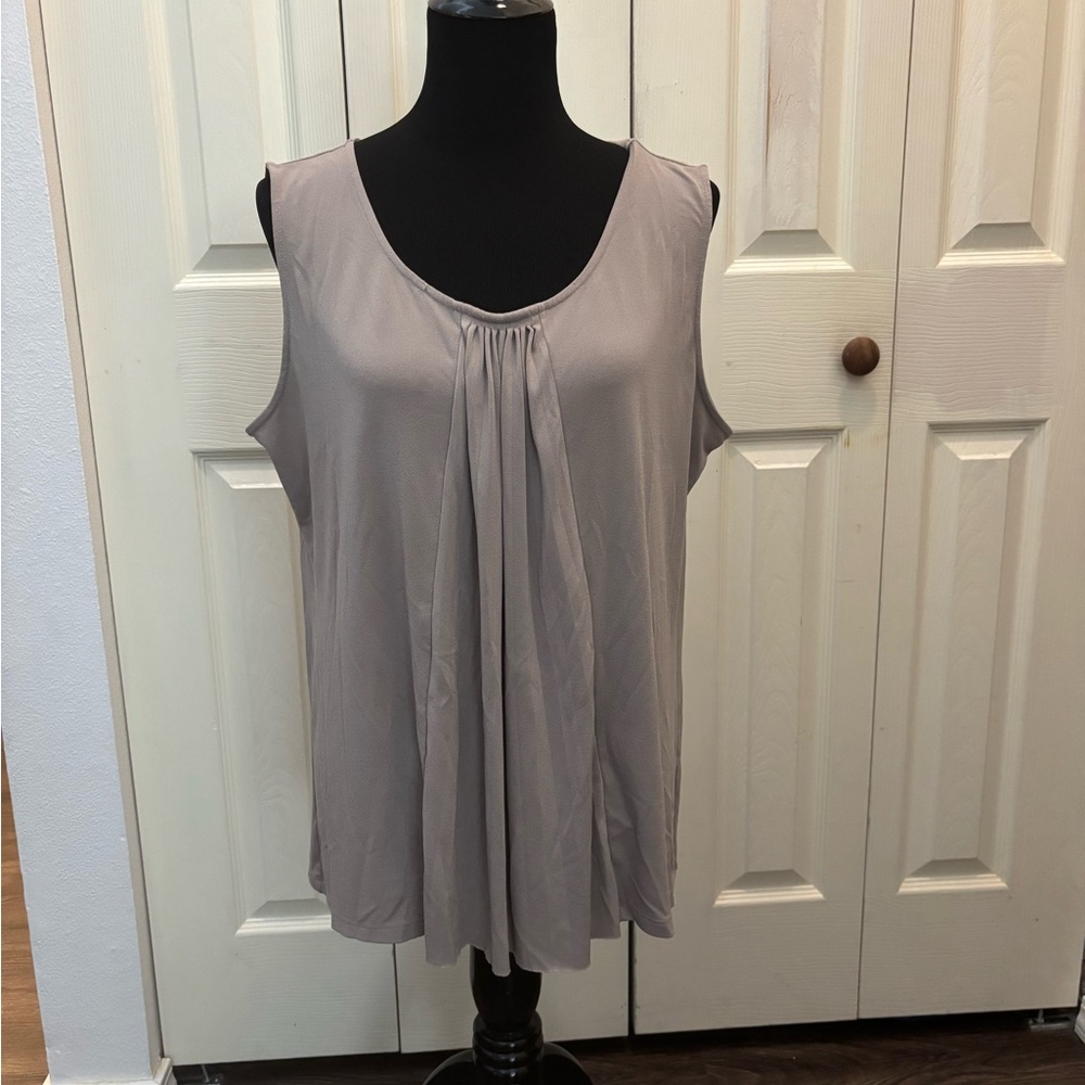 Elegant Gray Sleeveless Top